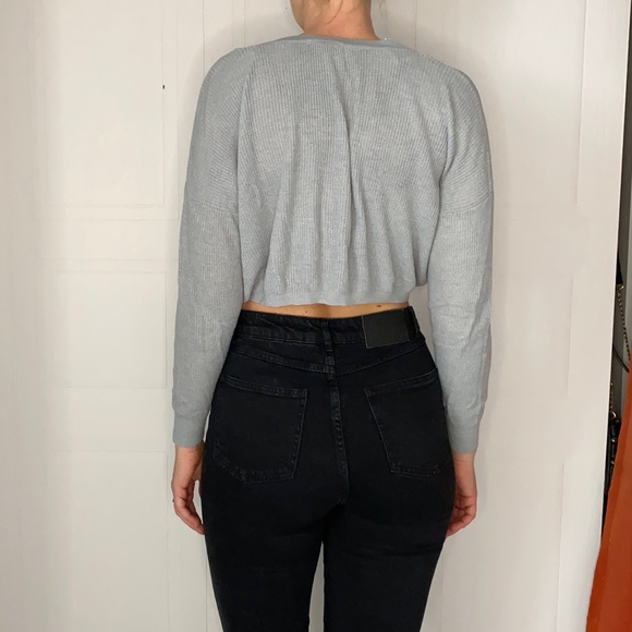 Sweater crop - Picture 2 of 2